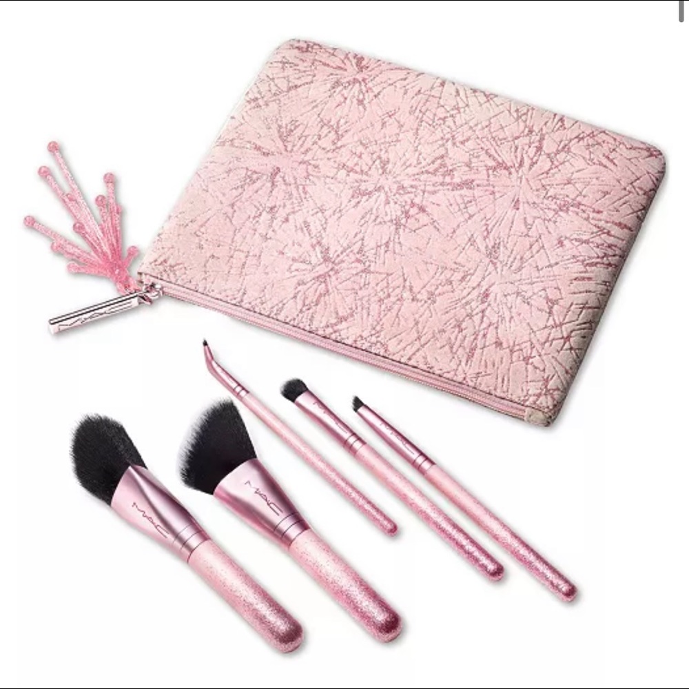 New MAC 6 pc Frosted Firework Sparkler Brush Set